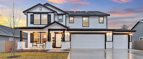 Spruce New_Homes_and_Communities_Boise_Idaho_Hubble_Homes_Home Page1.jpg