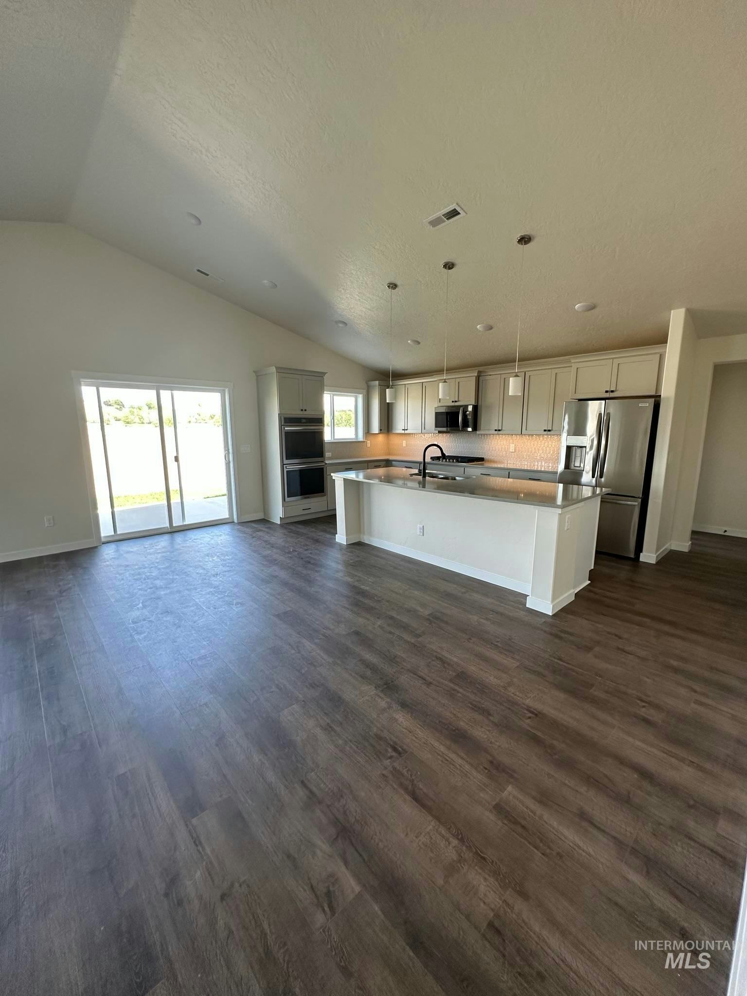 Opal Bonus a 3 5 bedroom 2.5 4 bath home.