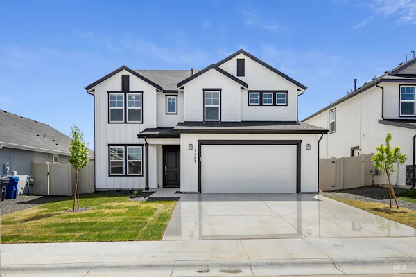 1579 SW Silverstone Ave