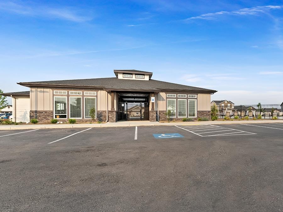 Adams Ridge by Hubble Homes